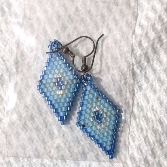 NEW Seed Bead Earrings Blue Diamond - Picture 1 of 6